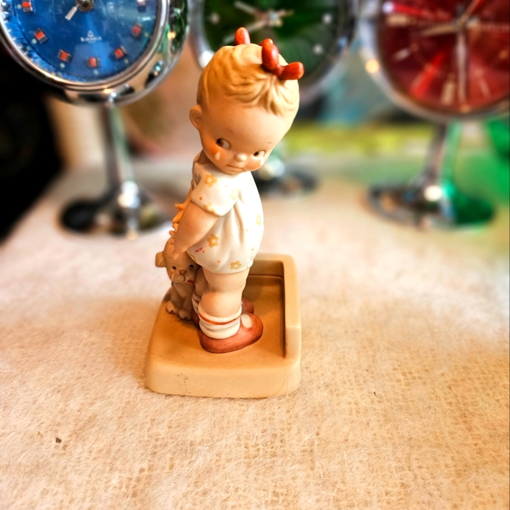 Vintage Lucy Attwell 1987 Enesco Little Girl